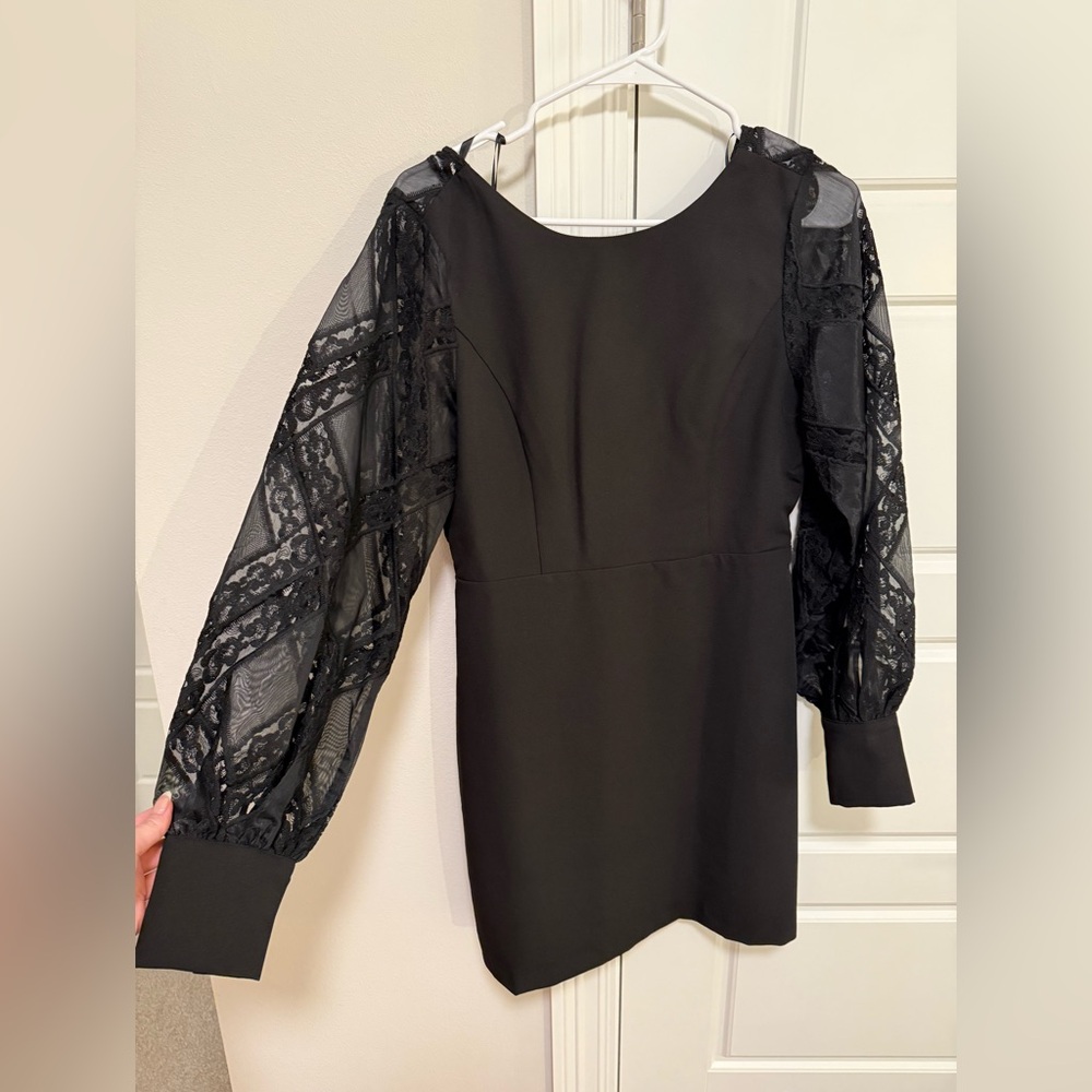 Adelyn Rae Black Long Sleeve Mini Dress Size Medium
